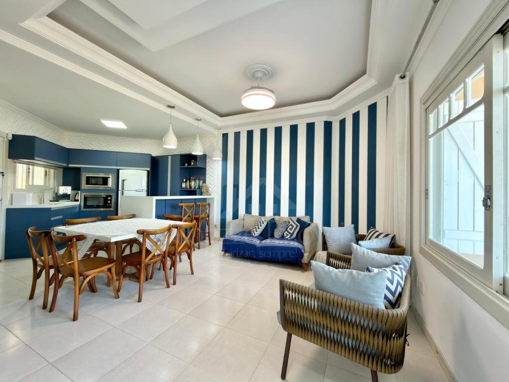 Sobrado 3 Dormitórios