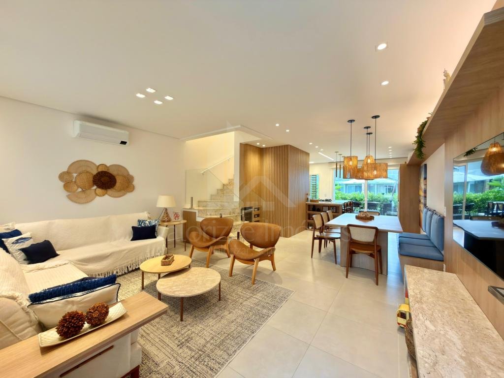 Casa em Condominio 3 dormitorios