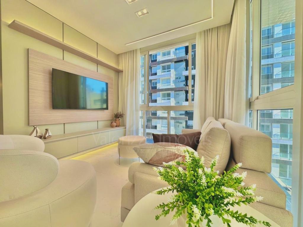 Apartamento 3 Dormitórios