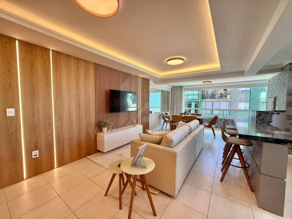 Apartamento 3 Dormitórios
