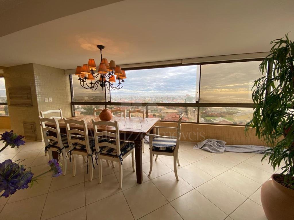Apartamento 3 Dormitórios