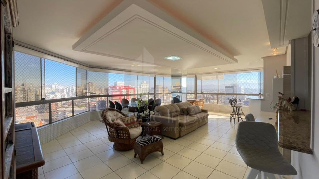 Apartamento 3 Dormitórios