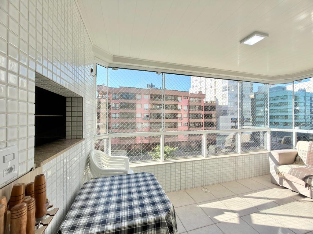 Apartamento 3 Dormitórios
