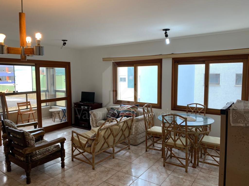 Apartamento 3 Dormitórios