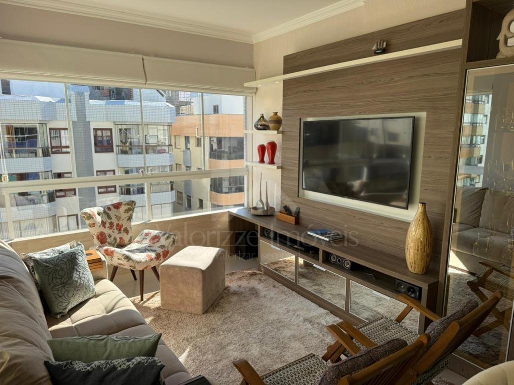 Apartamento 3 Dormitórios