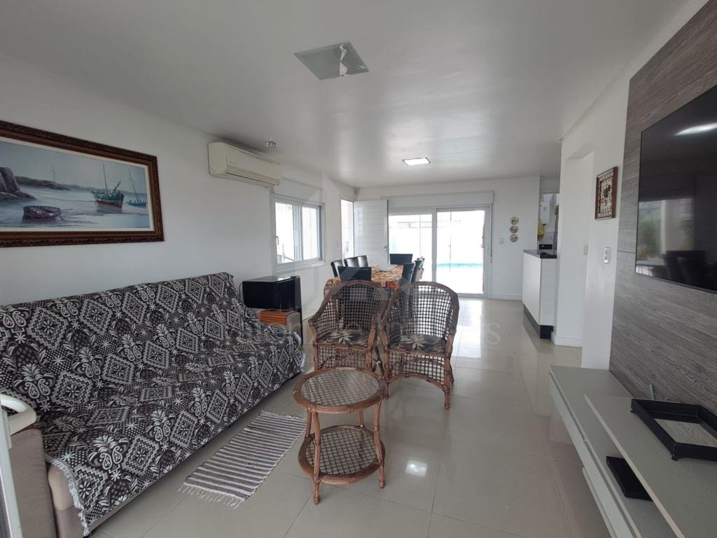 Apartamento 4 Dormitórios