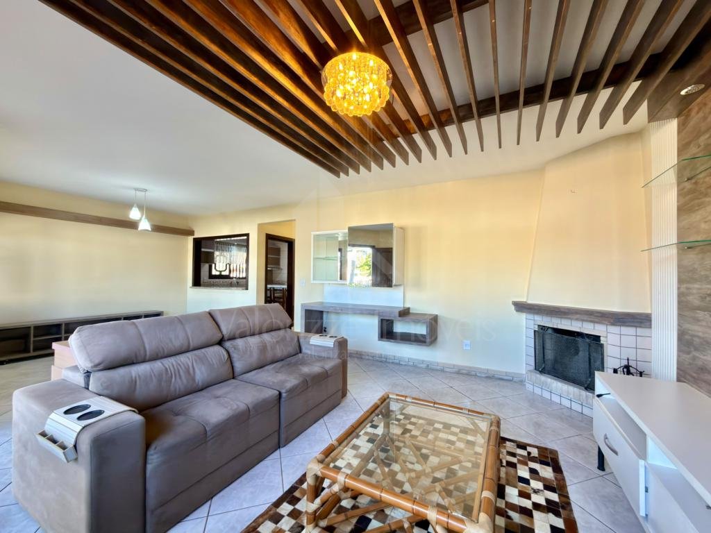 Casa 3 Dormitórios