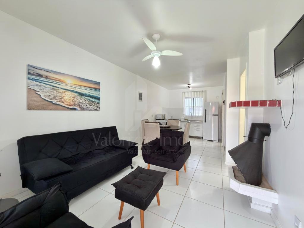Casa em Condominio 2 dormitorios