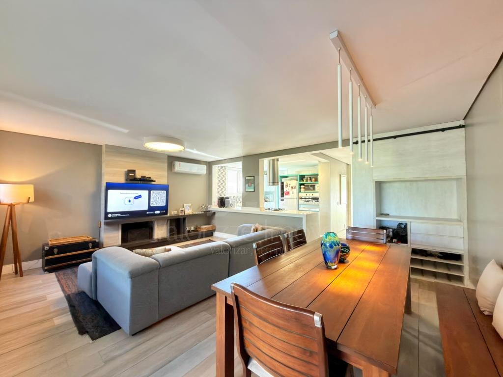 Casa em Condominio 4 dormitorios