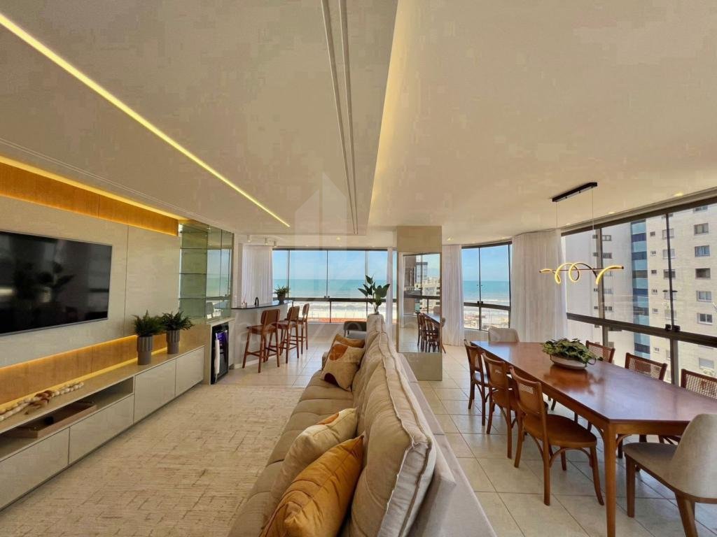 Apartamento 3 Dormitórios