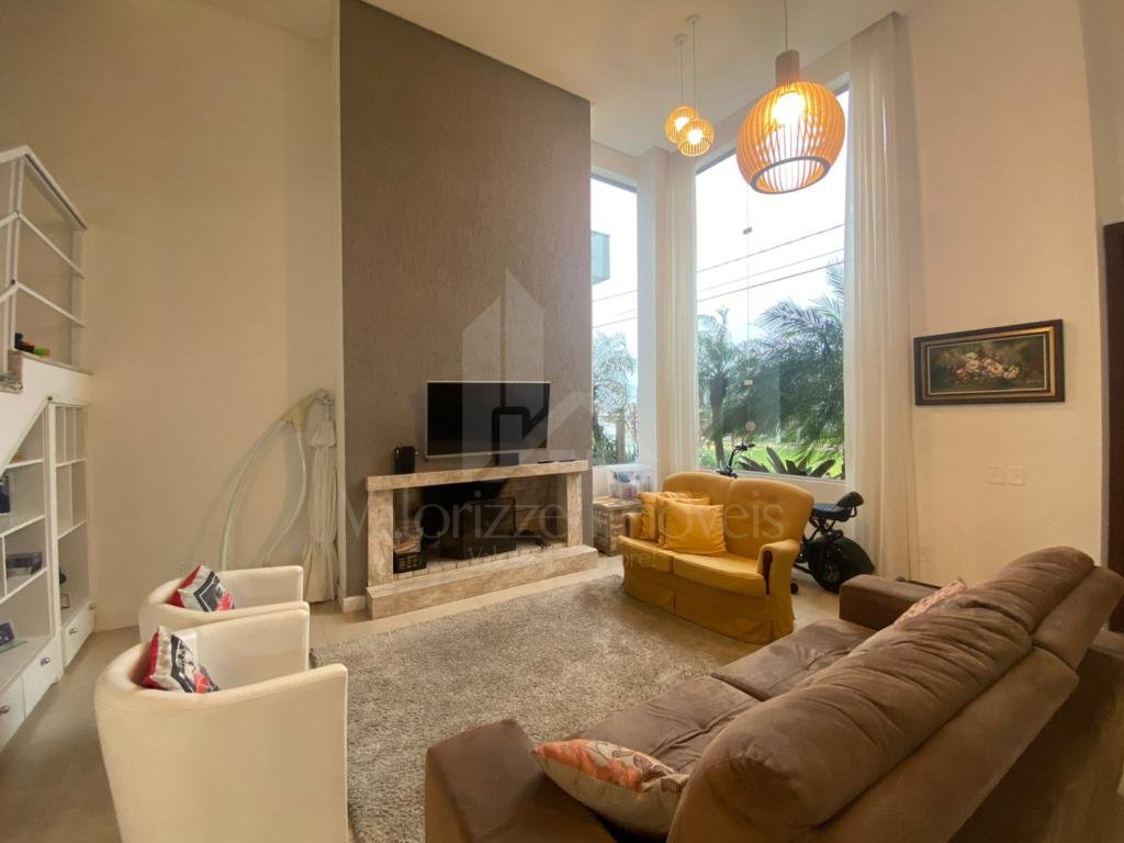 Casa em Condominio 5 dormitorios