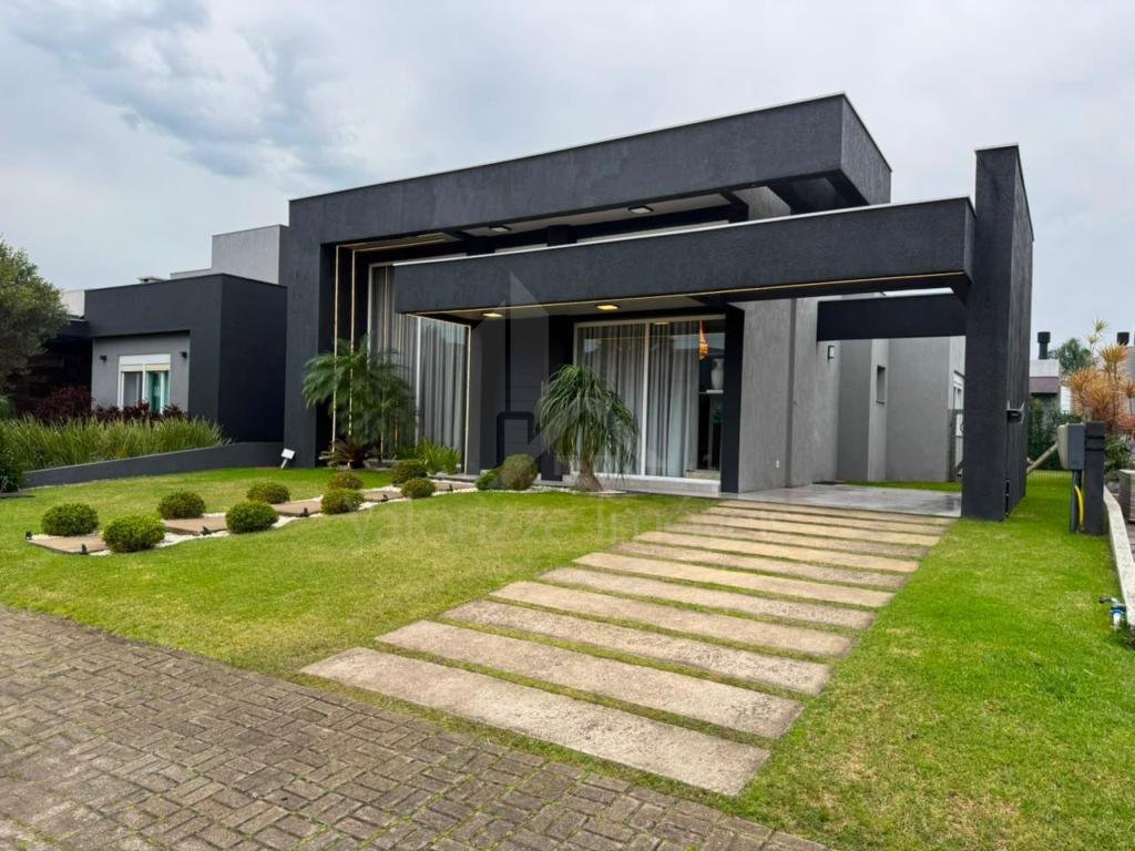 Casa em Condominio 3 dormitorios