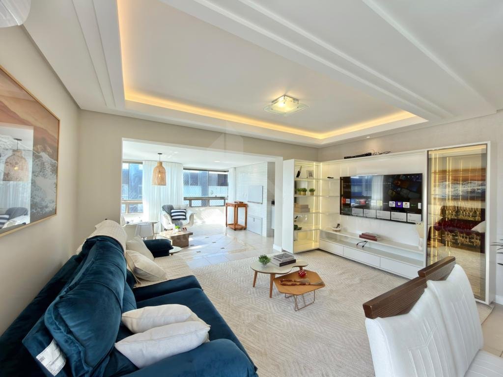 Apartamento 3 Dormitórios