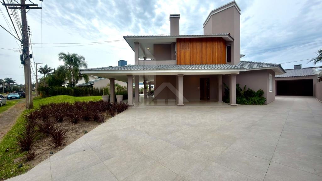 Casa em Condominio 3 dormitorios