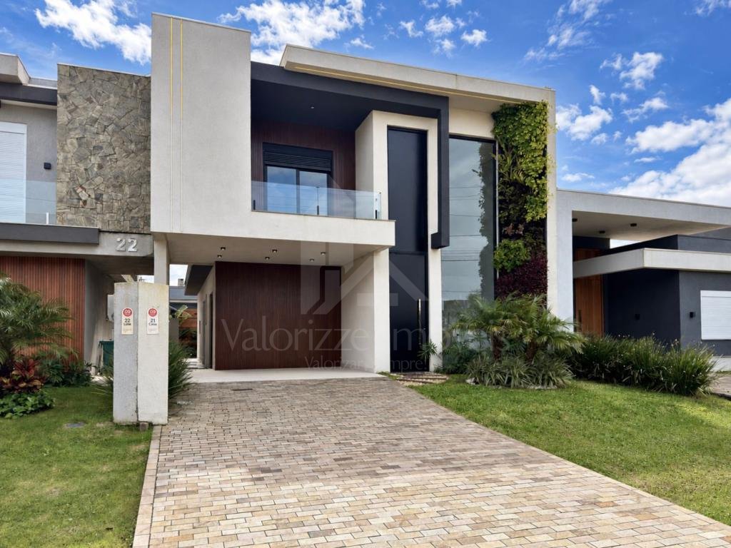 Casa em Condominio 4 dormitorios