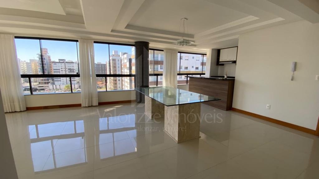 Apartamento 3 Dormitórios